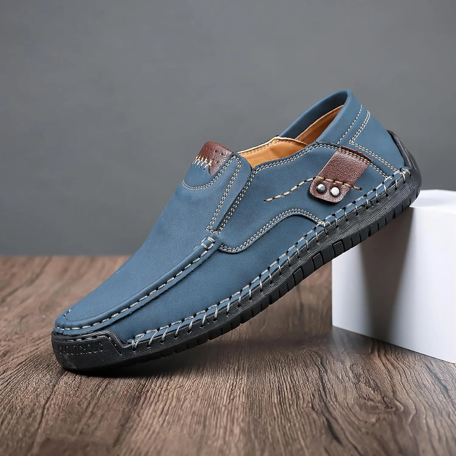 Coramtty Mens Loafers Casual Slip on Shoes Business Moccasins Lightweight Refreshing Classic Slippers Walking Driving Travelling Outdoor