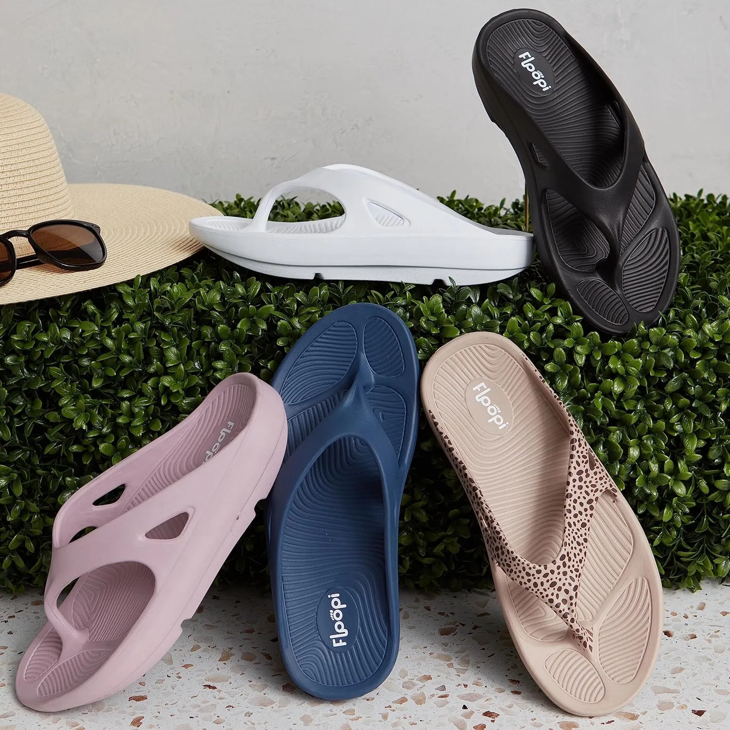 Floopi Womens Sandals LightWeight Thong Sandal for Women Ladies Sport Sandal with Arch Support, Waterproof Beach Flip Flops for Women