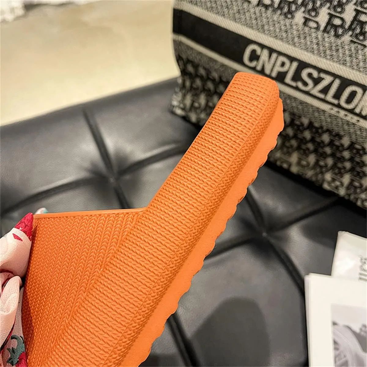 Flower Cloud Sliders for Women Non-Slip Bath Slippers House Quick Drying Slides Pillow Slipper Open Toe Soft Sandals Pink Yellow White Black