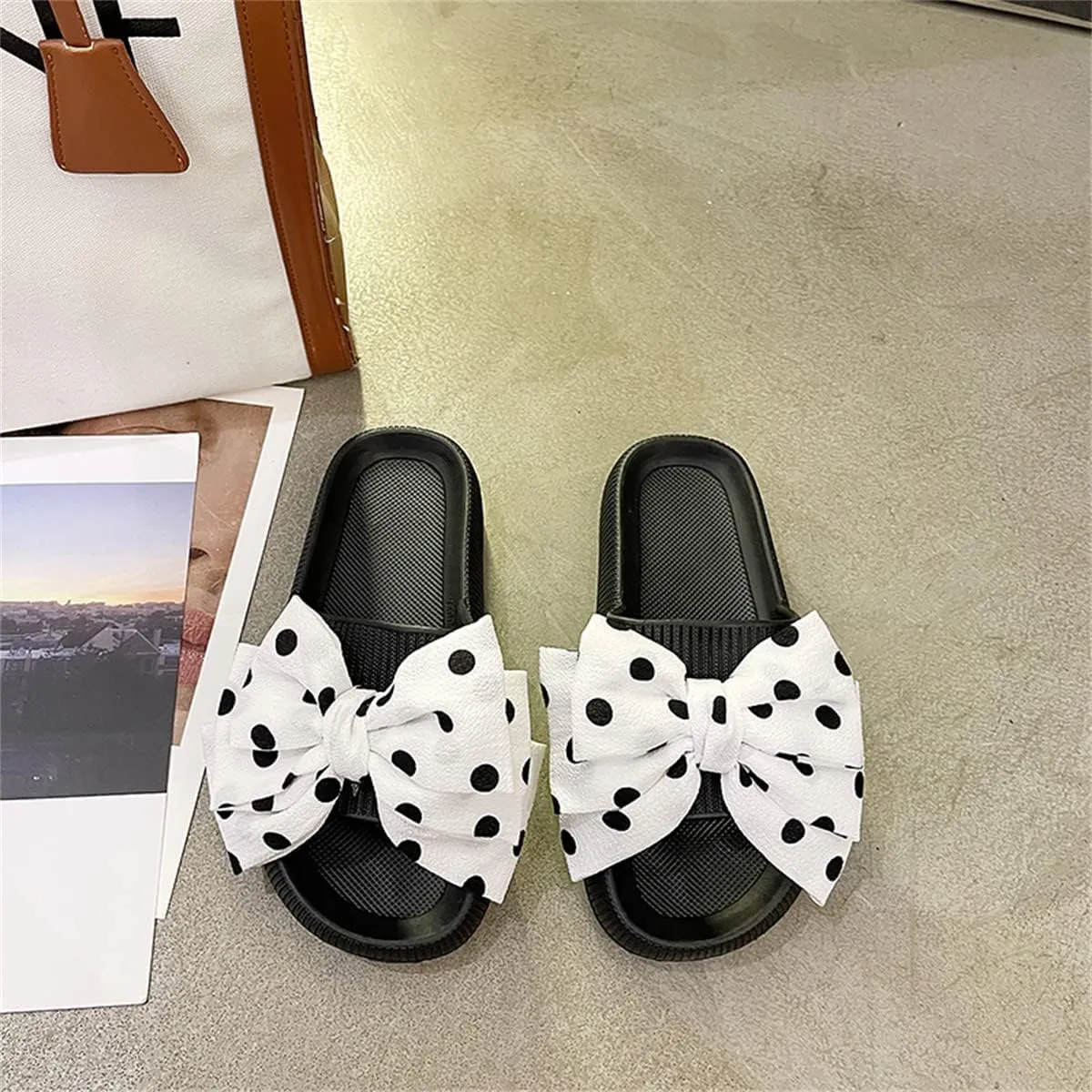 Flower Cloud Sliders for Women Non-Slip Bath Slippers House Quick Drying Slides Pillow Slipper Open Toe Soft Sandals Pink Yellow White Black