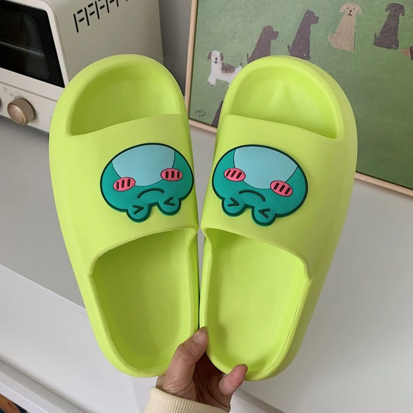 Kawaii Frog House Slippers for Women Teen Girls Cute Summer Slides Sandals Shower Slippers for Indoor Home Bedroom Outdoor Beach Pool Spa Soft EVA Comfortable Non-Slip (8-8.5, Green)