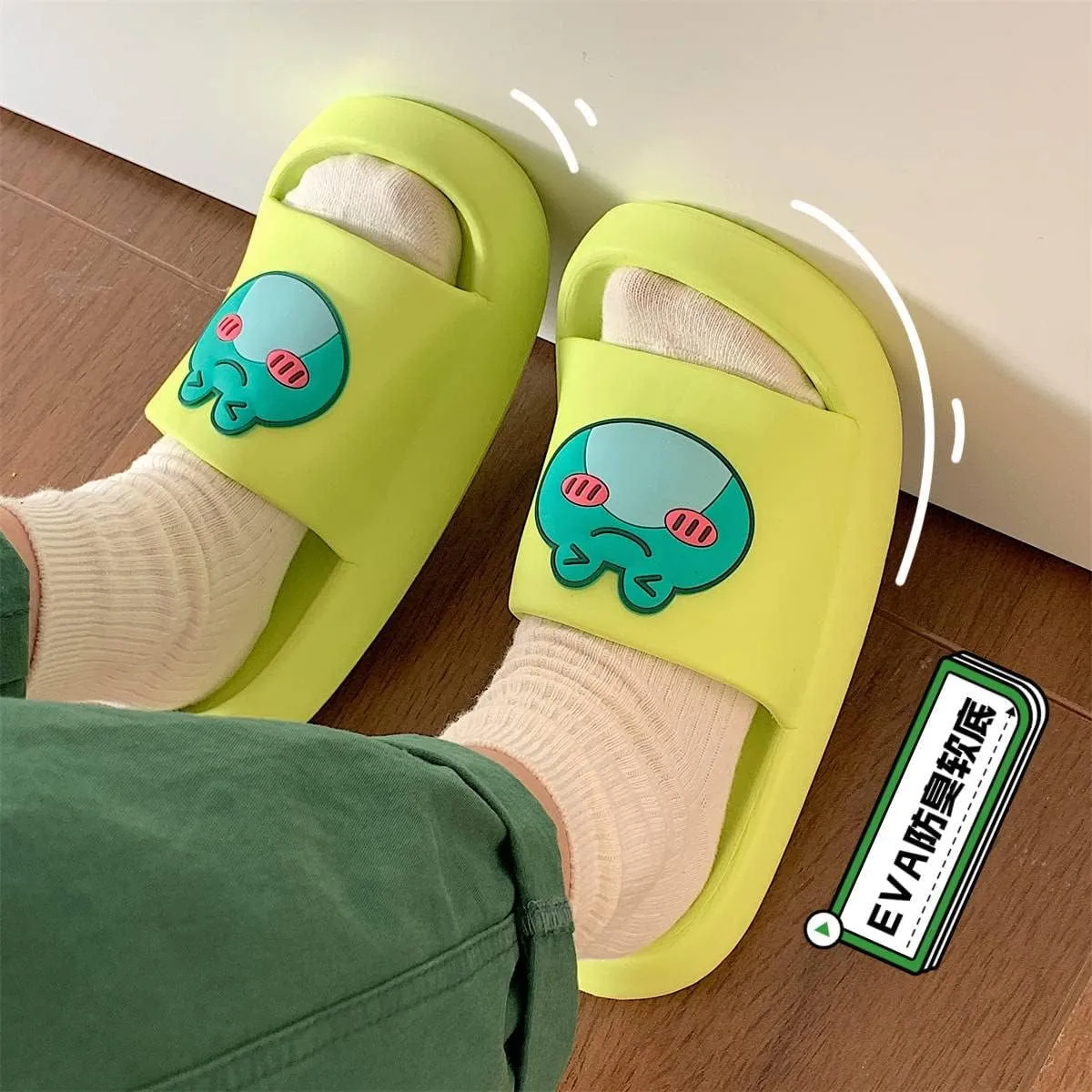 Kawaii Frog House Slippers for Women Teen Girls Cute Summer Slides Sandals Shower Slippers for Indoor Home Bedroom Outdoor Beach Pool Spa Soft EVA Comfortable Non-Slip (8-8.5, Green)