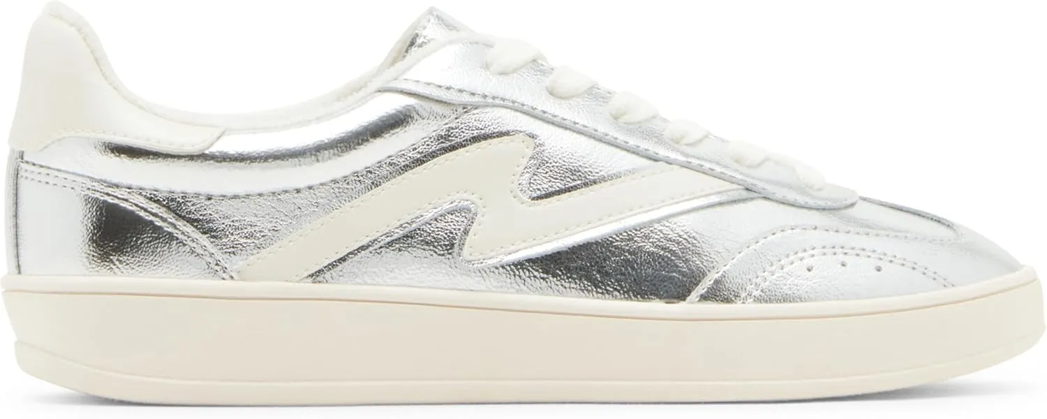 Madden Girl Women's Giia Sneaker
