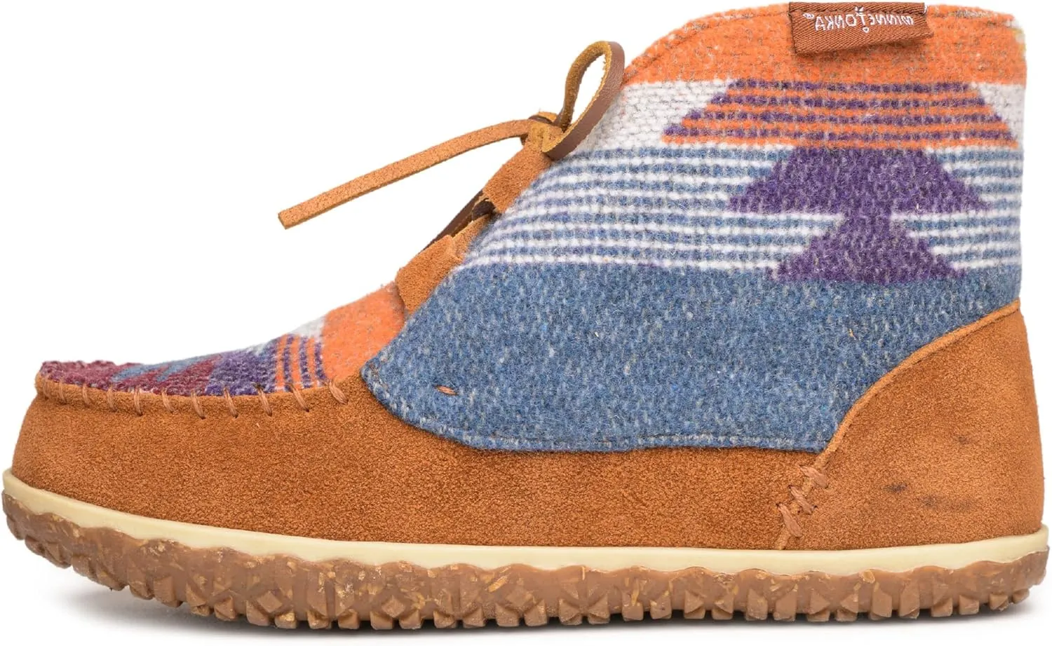 Minnetonka Womens Torrey Laceup Boot