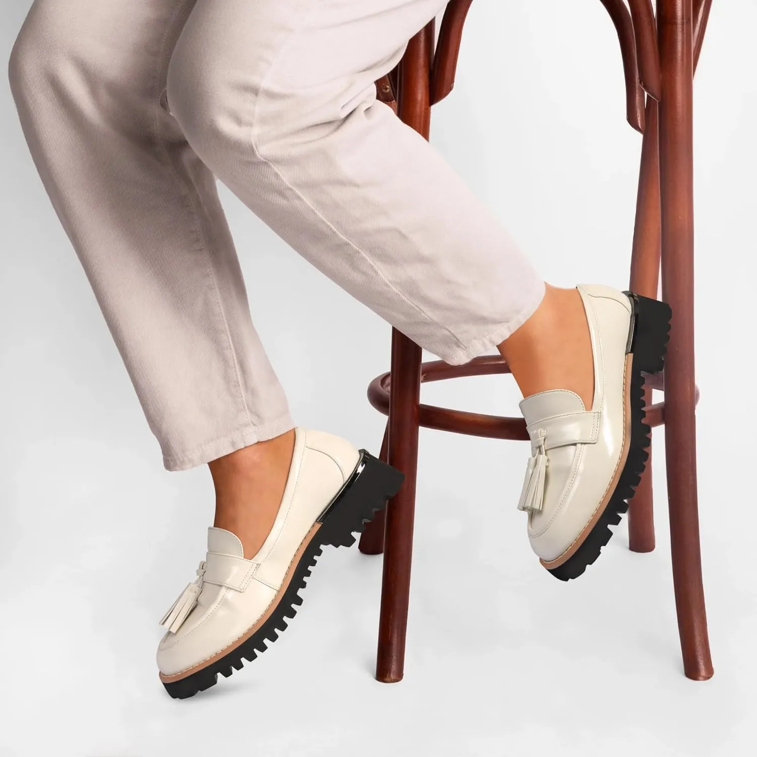 MUCCCUTE Loafers for Women Platform Chunky Loafer Comfortable Slip On Lug Sole Patent Leather Tassel Casual Work Shoes