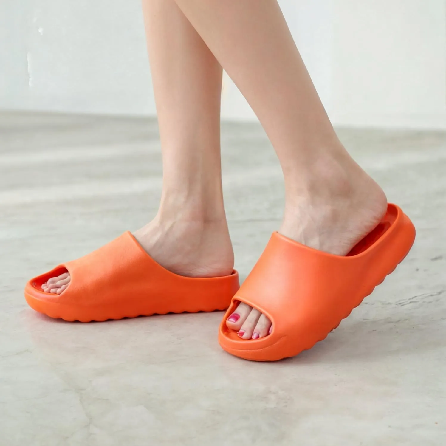 Pillow Slippers for Women and Men Cloud Platform Slides Anti Slip Cloud Slippers Lightweight EVA Comfy Shower Slides Open Toe Sandals for Indoor and Outdoor