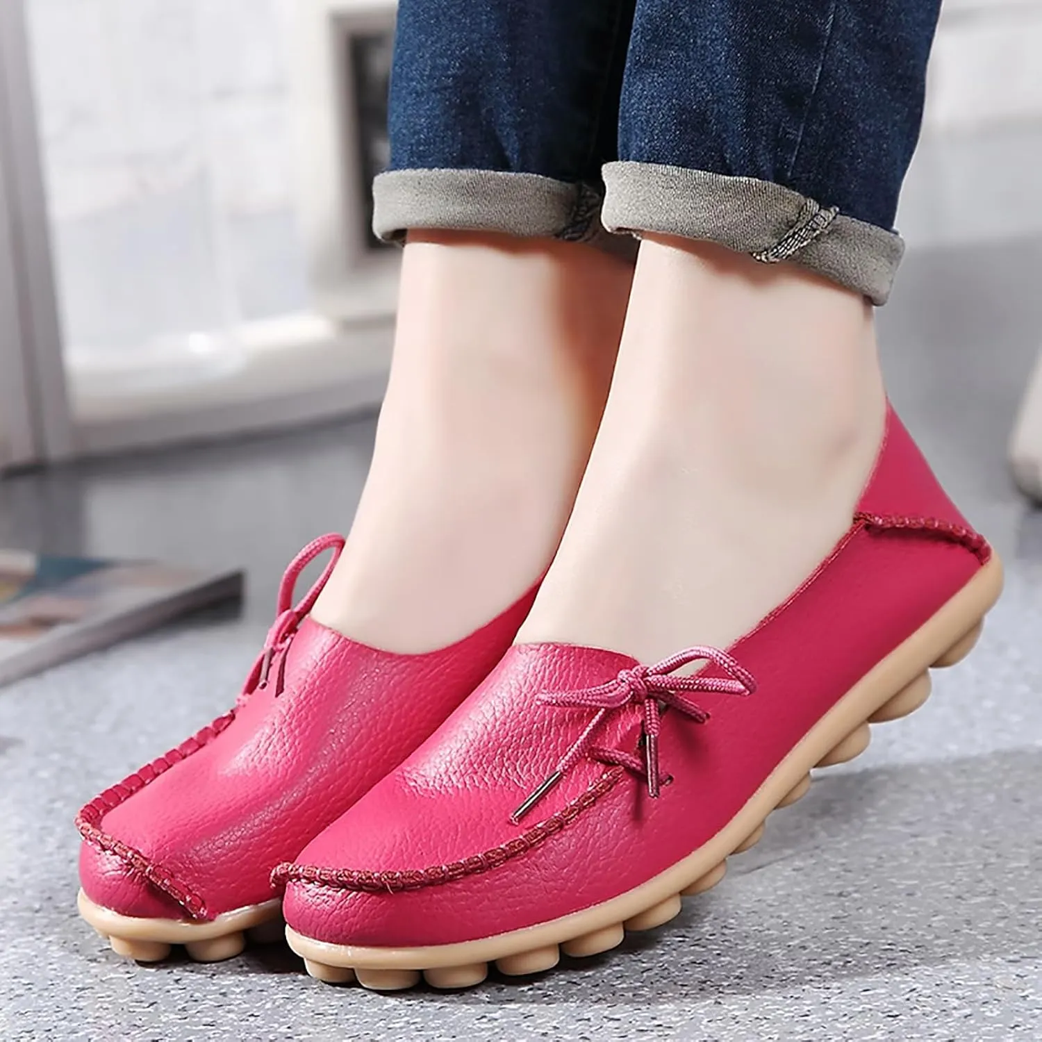 Solaud Women's Driving Moccasins Loafers Casual Round Toe Soft Comfortable Leather Loafers Breathable Slip On Walking Shoes
