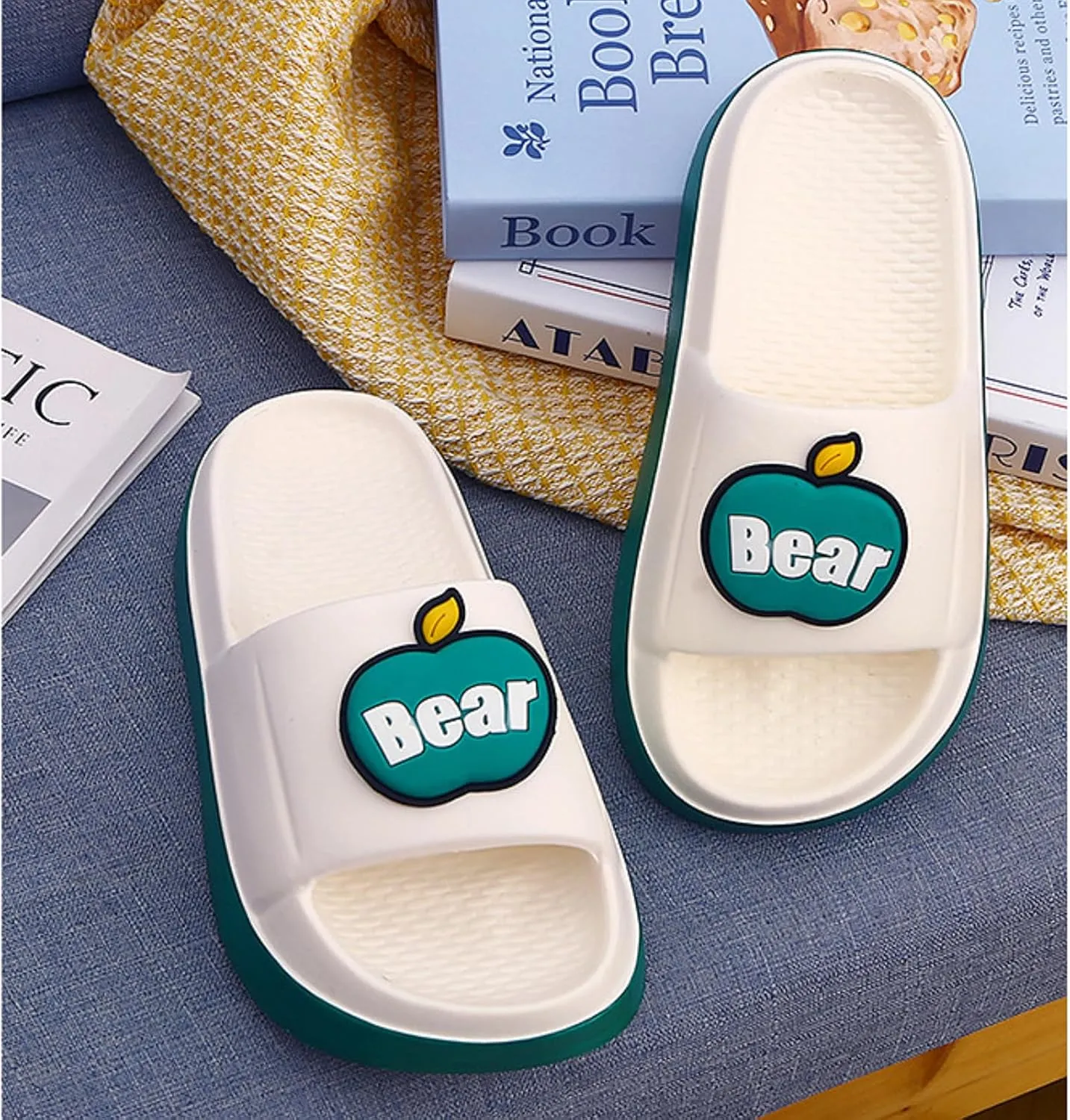 Womens Cute Summer Sandals Slippers Open-Toe Pillow Slides Cushioned Home Beach Indoor Outdoor Shower Shoes