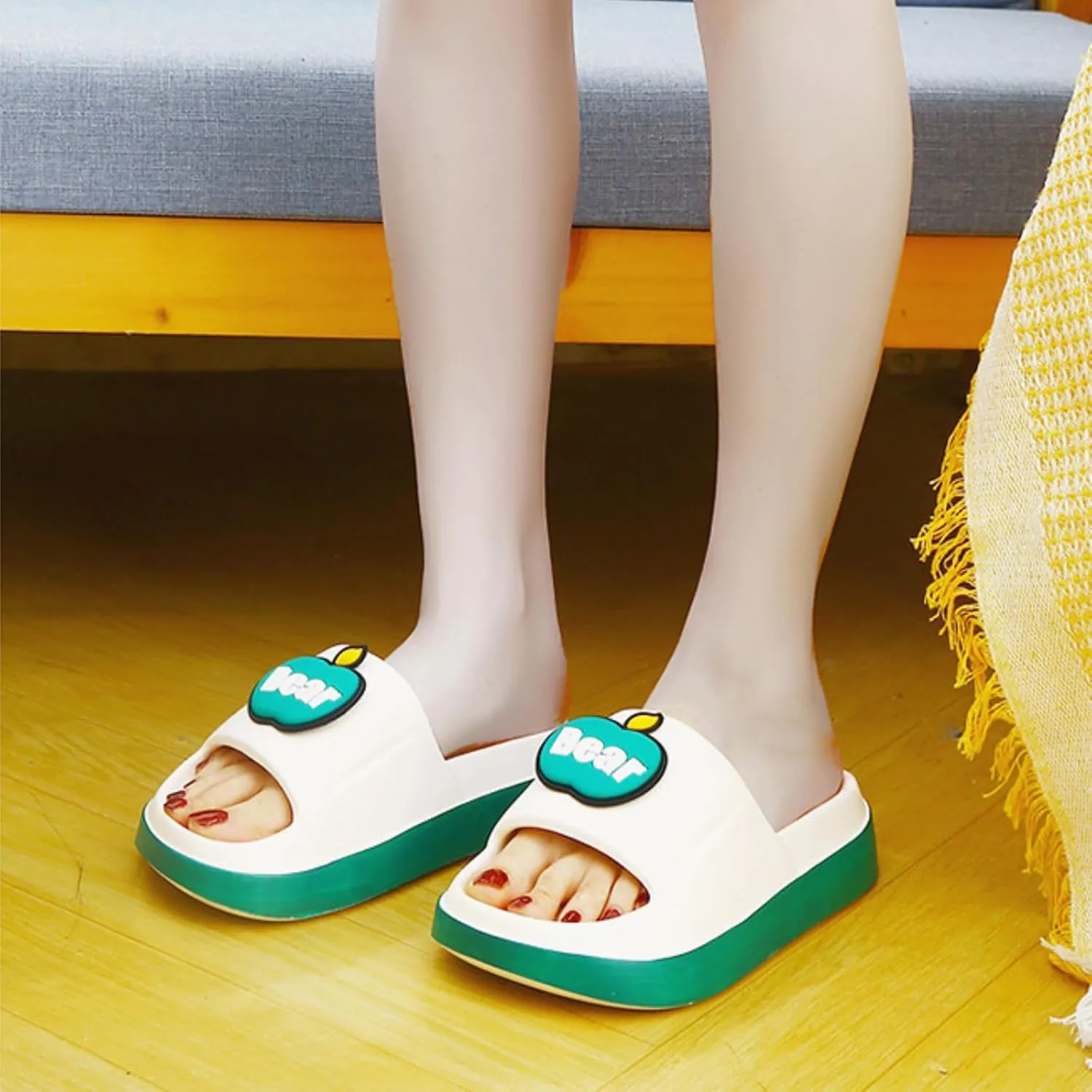 Womens Cute Summer Sandals Slippers Open-Toe Pillow Slides Cushioned Home Beach Indoor Outdoor Shower Shoes