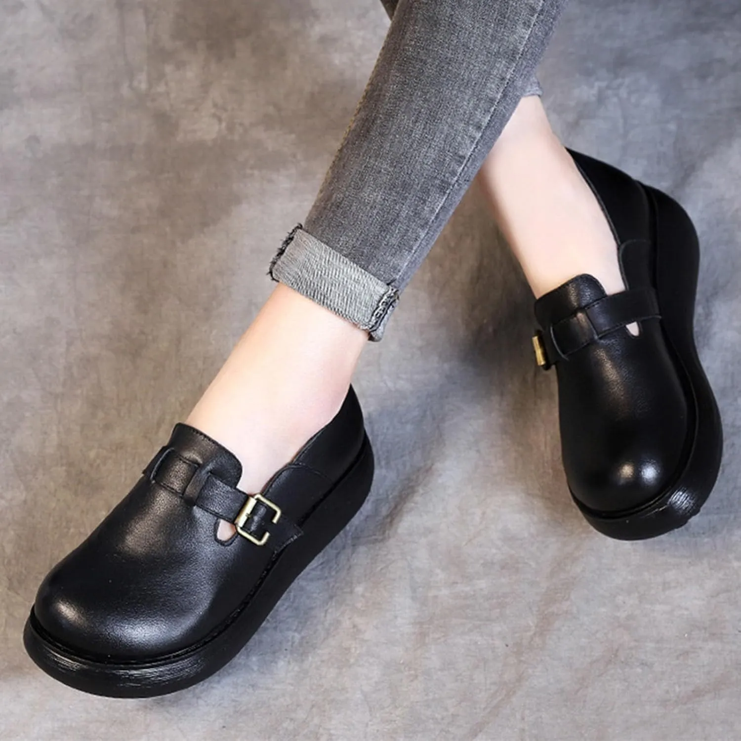 Women's Retro Leather Belt Buckle Thick Sole Loafers Fashionable and Comfortable Handmade Leather Thick Soled Shoes